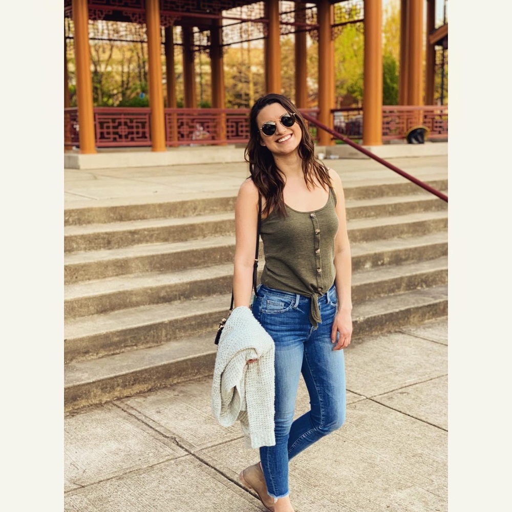 Meet your Posher, Cara